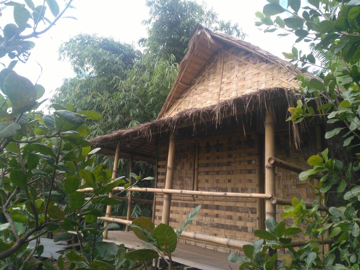 Tree Lodge Banlung Exteriör bild